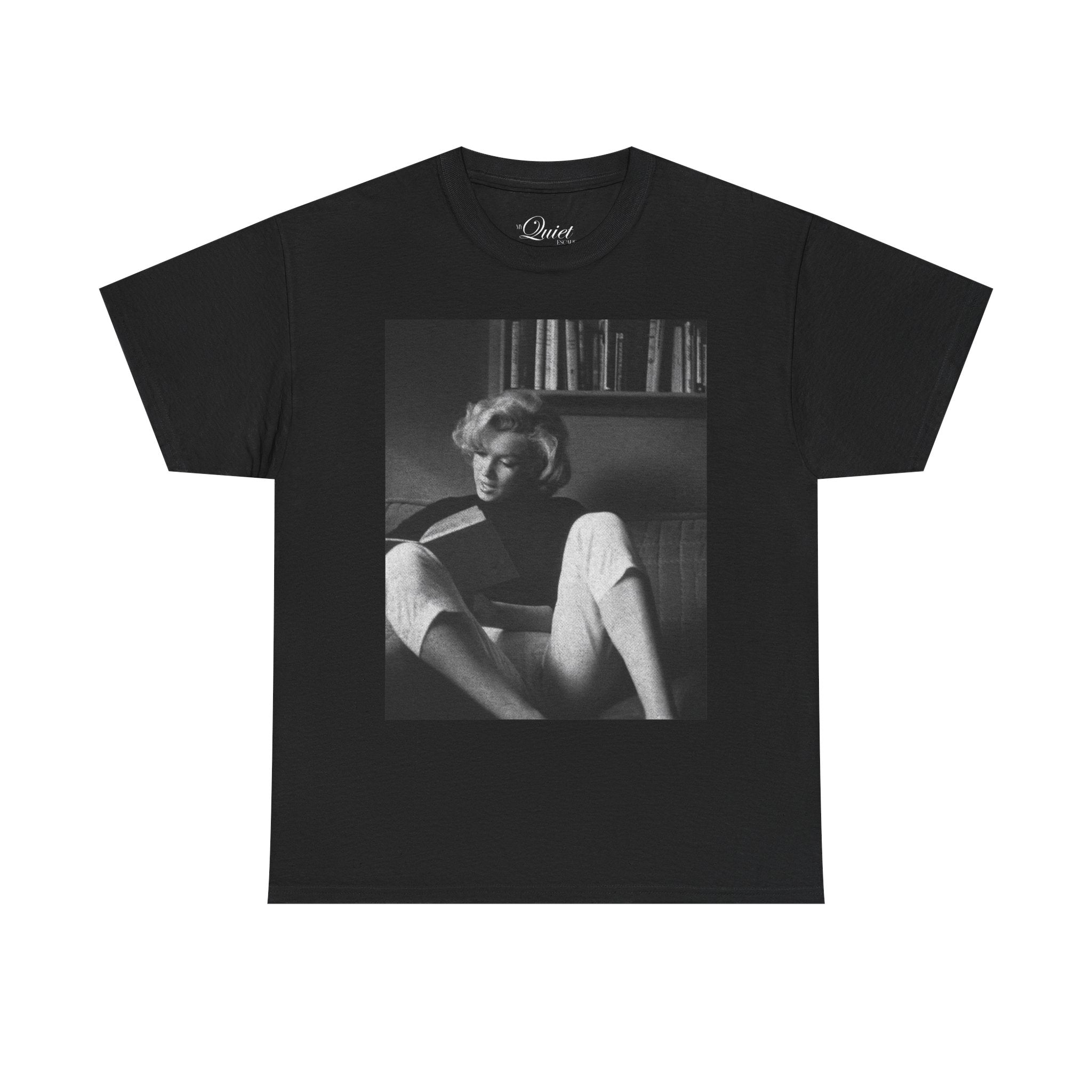 Read with Marilyn (2 Colors)